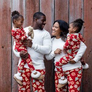 Burt's Bees Matching Mens Family PJs